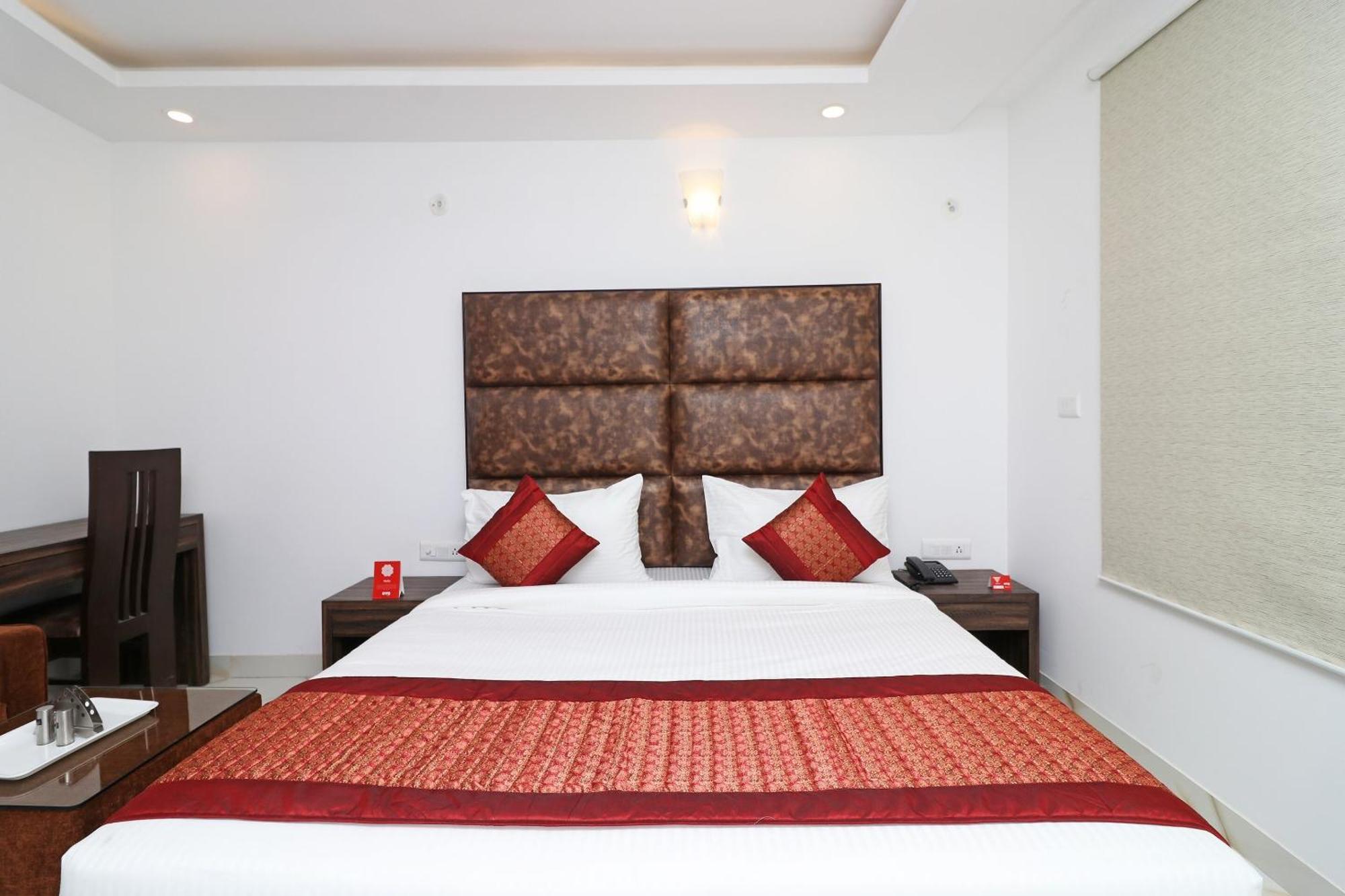 โอโย 10274 โฮเต็ล อมรา Hotel นิวเดลี ภายนอก รูปภาพ