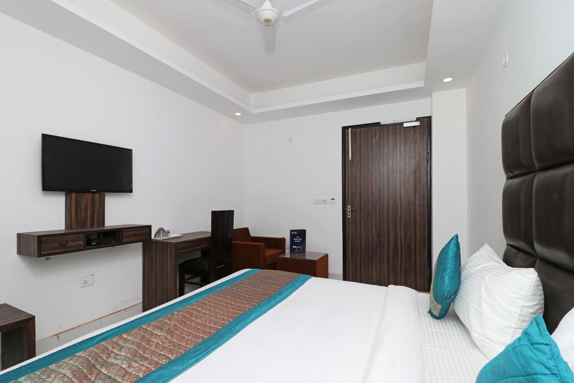 โอโย 10274 โฮเต็ล อมรา Hotel นิวเดลี ภายนอก รูปภาพ