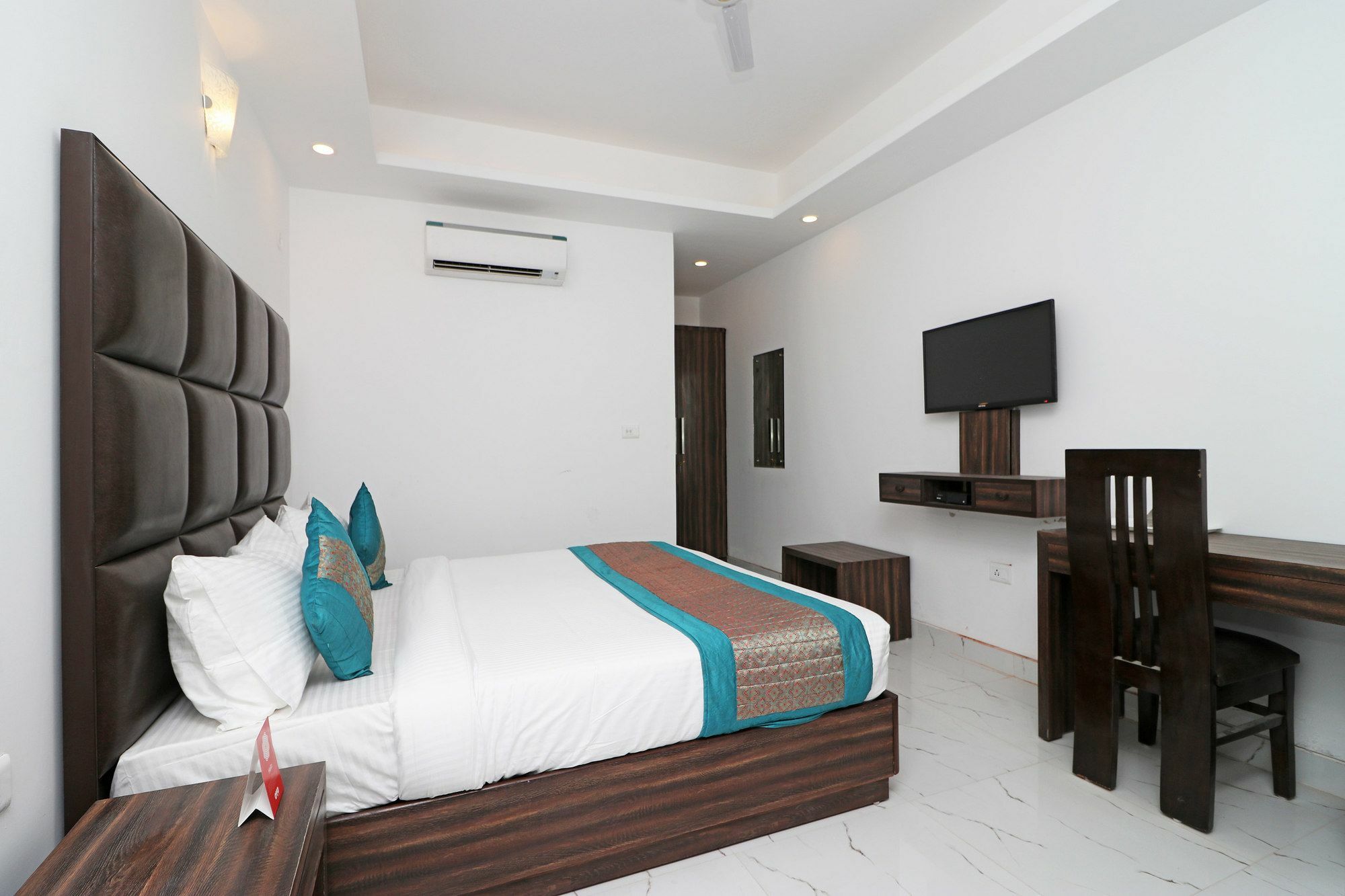 โอโย 10274 โฮเต็ล อมรา Hotel นิวเดลี ภายนอก รูปภาพ